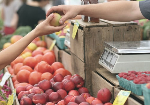 Can Seniors in Tarrant County Use SFMNP Benefits at Farmers Markets?